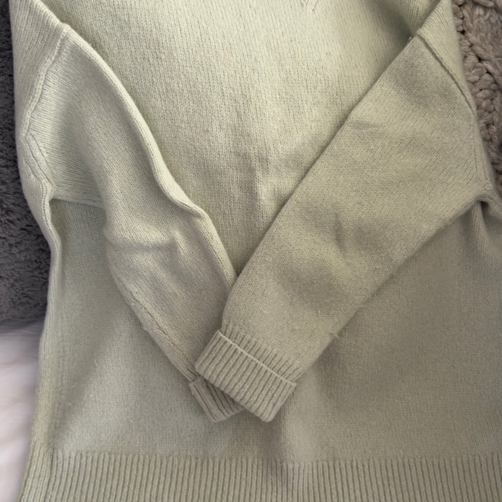 Vince Soft Mint Knit Sweater